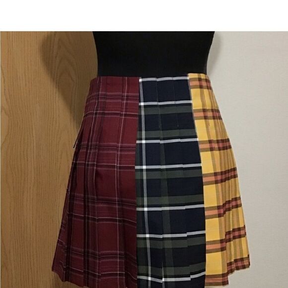No Boundaries Plaid Pleated Mini Skirt JR Size X-Large (15-17) - Picture 3 of 10